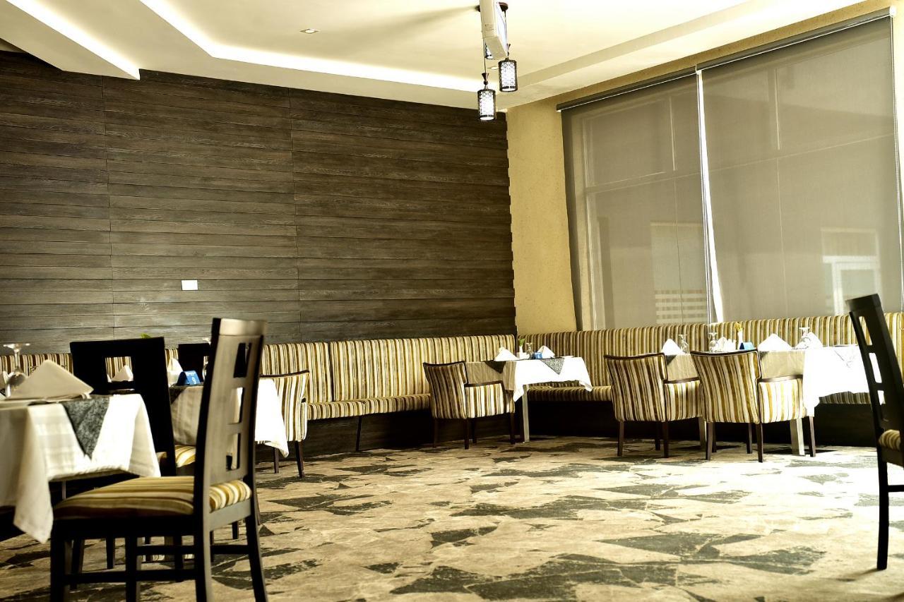 מלון Golden Tulip איבאדן מראה חיצוני תמונה