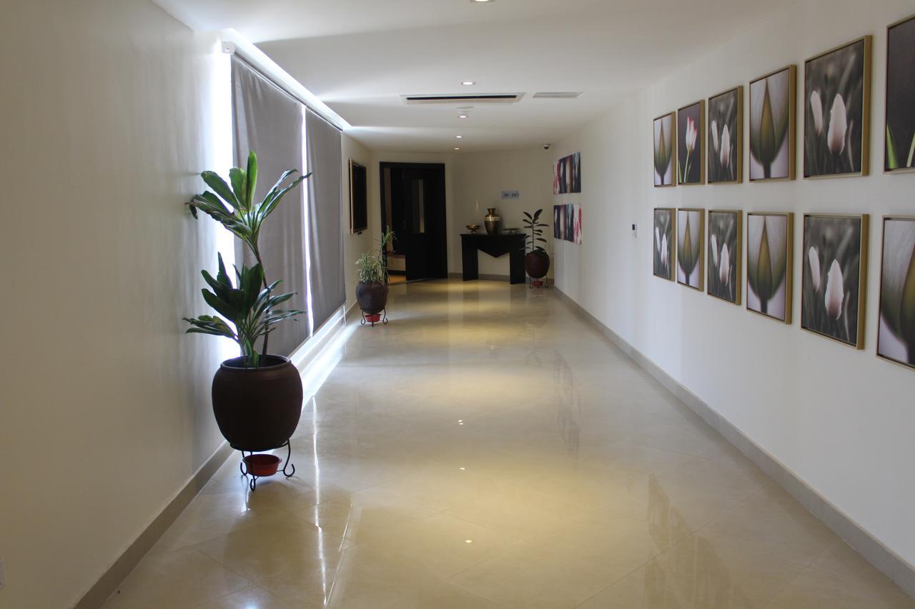 מלון Golden Tulip איבאדן מראה חיצוני תמונה